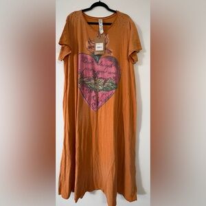 Magnolia Pearl Awaken Sleeping Heart T Dress 895 Marmalade 🧡- Sold Out